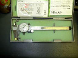 using_calipers.jpg